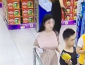 女子不穿内衣逛超市,真相与网络舆论的碰撞